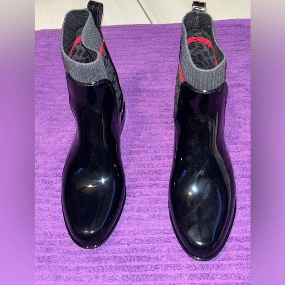 COACH Rubber Rain Boots Sz 8 Black Patent Logo Stretch PullOn Boots StyleG5255 - Picture 4 of 10